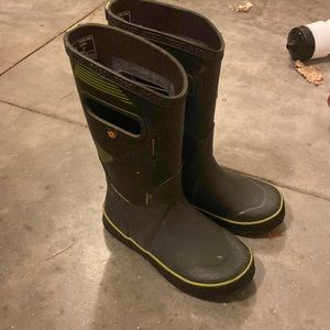 Bogs Kids Rain Boots Big Geo size 13